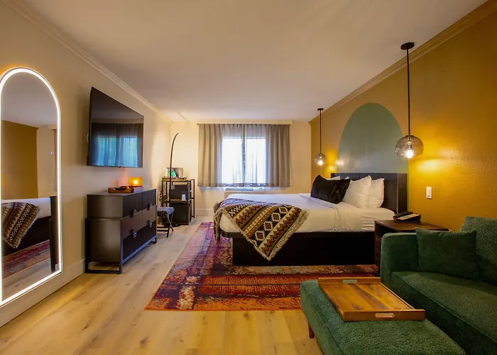 Hotel Arroyo Pinion Hotel, An Ascend Collection 4*